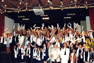 Promo 2000 EHL@ credit EHL Group FB