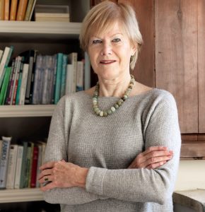 Jemma Markahm - Maitre de Maison