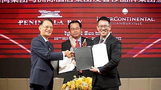 Image of signing with (LEFT) Eddie Chua, General Manager of Peninsula Bay, (CENTRE) H.E. Mang Sineth, Governor of Sihanoukville province, and (RIGHT) Bryan Chan, Vice President, Development, South East Asia & Korea. IHG Hotels & Resorts returns luxury InterContinental brand to Cambodia
Image of the signing ceremony of InterContinental Sihanoukville featuring members of IHG Hotel & Resorts, Peninsula Bay Investment Co., Ltd and more. 
IHG Hotels & Resorts returns luxury InterContinental brand to Cambodia
Image of the Peninsula Bay Resort, Sihanoukville Cambodia, the south close-up view of the hotel 