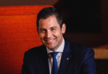 La relance éco : plusieurs palaces parisiens rouvrent enfin leurs portes