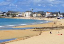 Sur le littoral, à Quiberon, le casse-tête du logement saisonnier