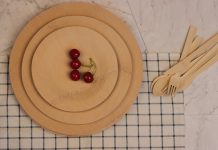 UK | La Food Standards Agency (FSA) demande aux entreprises de cesser de vendre des contenants ou ustensiles combinant plastique et végétal !