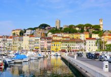 Riviera | Dans le centre de Cannes, un boutique-hôtel 4 étoiles va naître grâce au soutien du Fonds Tourisme Côte d’Azur Vieux Port in Cannes, France @ credit Depositphotos