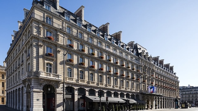Ouvert en 1889, l'hôtel Hilton Paris Opéra de 268 chambres est situé dans le quartier commerçant emblématique du CBD de Paris. Avec la gare Saint-Lazare juste en face, l'hôtel offre un accès facile aux principales attractions touristiques et centres de congrès parisiens. (Photographe : Fabrice Rambert)