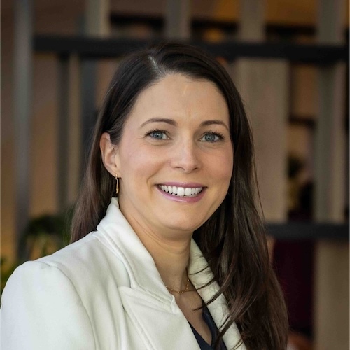 Claire Robert @ credit linkedin