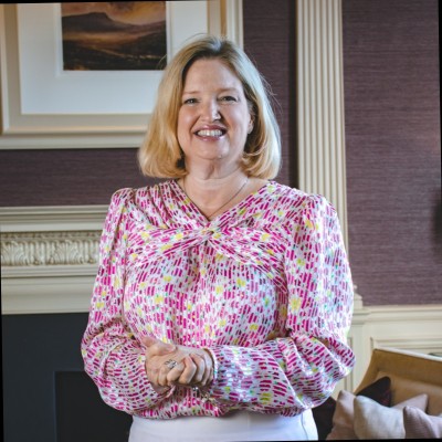 Dale MacPhee, Hilton @ credit linkedin