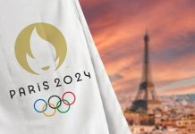 JO Paris 2024 | C’est parti, les touristes arrivent ! Paris 2024 @ credit Depositphotos