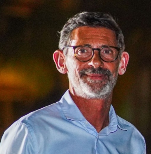 David Sierra, Terri-Bi******