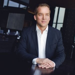 Sascha Lenz @ credit linkedin