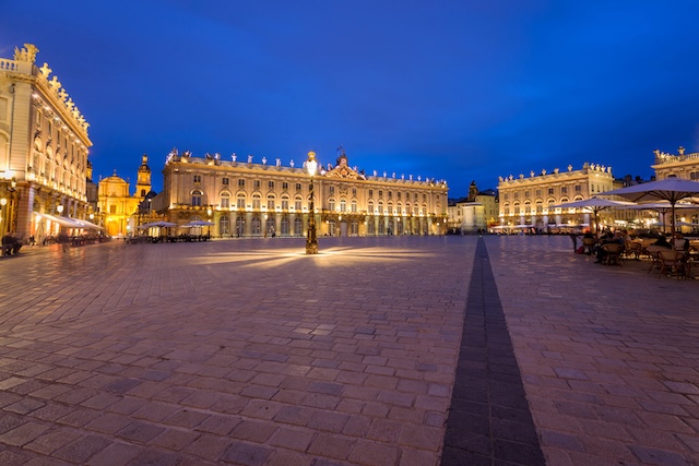 The amazingly beautiful and impressive Place in Nancy at night