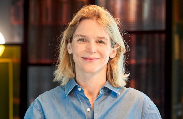 Marine Charles @ credit B&B_HOTELS_OFFICIELLE