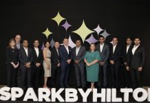 Développement, Inde | Hilton va développer 150 « Spark by Hilton » en Inde Spark-by-Hilton-Signing-Image