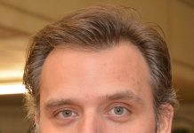 Monde, Investissements | KKR nomme Philippe de Backer au poste de directeur général des affaires publiques européennes Philippe de Backer @ credit Wikipedia Commons