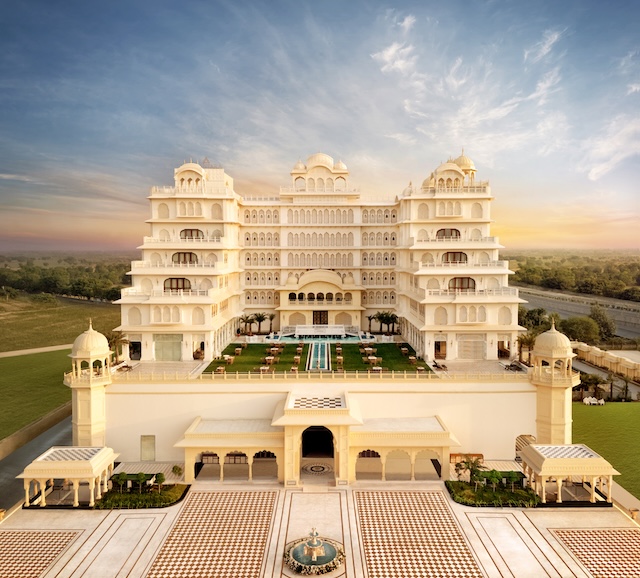 Anantara_Jewel_Bagh_Jaipur_Hotel_Exterior_Facade