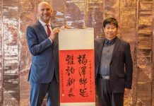 Ouverture 2028, Chine | Artyzen Hospitality Group s’étend à Xi’an avec un nouvel hôtel de luxe Artyzen-Hospitality-Group-Expands-to-Xian-with-New-Luxury-Lifestyle-Hotel_Celebrating-the-signing-of-the-Artyzen-Xian-hotel-management-agreement