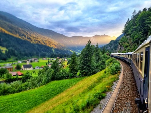 Golden Eagle Luxury Trains