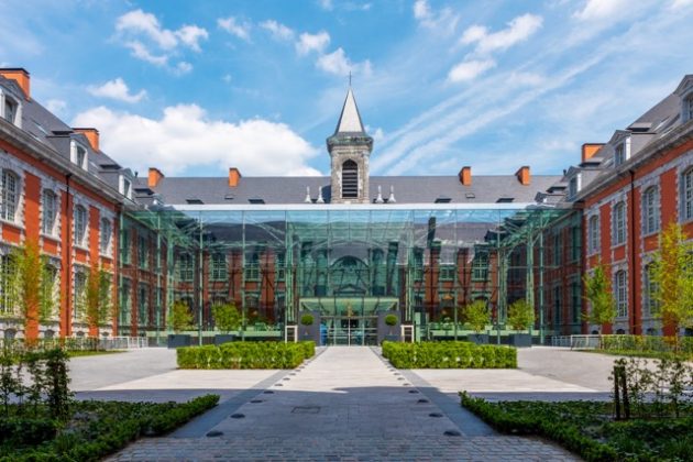 Fa&ccedil;ade @ credit Le Royal Hainaut Spa & Resort Hotel