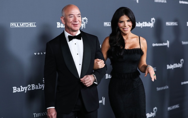 American entrepreneur/founder and executive chairman of Amazon.com Jeff Bezos and girlfriend/American news anchor Lauren Sanchez arrive at the Baby2Baby 10-Year Gala 2021 held at the Pacific Design Center on November 13, 2021 in West Hollywood, Los Angeles, California, United States. (Photo by Xavier Collin/Image Press Agency)