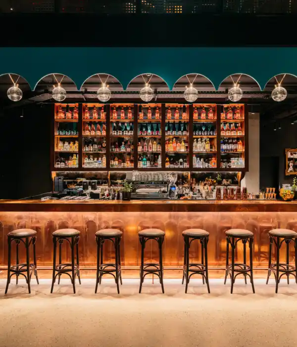 Ruby Hanna Bar @ credit Ruby