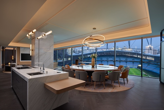 Radisson Blu Hotel, Shanghai Stadium, Suit