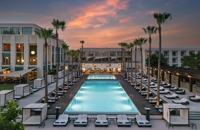 Victoria_Golf_Resort___Spa_Main_Pool_Hotel_Evening