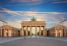 Ouverture 2026, Allemagne | À Berlin, Dalata Hotel Group renforce sa présence en Europe continentale Brandenburg Gate or Brandenburger Tor at sunset, Berlin, Germany