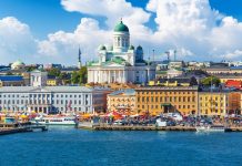 Ouverture 2025, Finlande | Hilton signe le tout premier Waldorf Astoria en Finlande, à Helsinki, avec M&L Group Scenic summer panorama of the Market Square (Kauppatori) at the Old Town pier in Helsinki, Finland