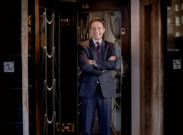 Thomas Kochs @ credit linkedin