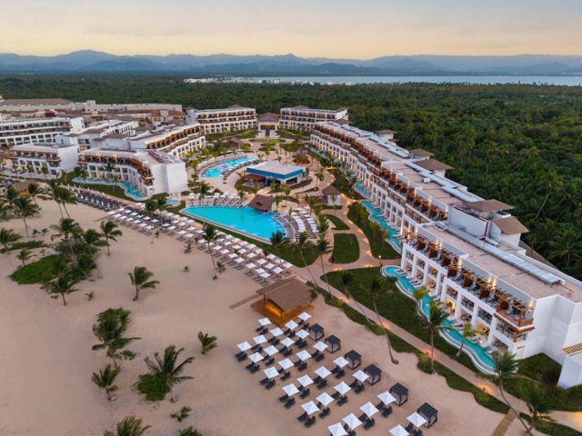 Secrets Playa Esmeralda Resort & Spa debuts in the Dominican Republic @ credit Hyatt