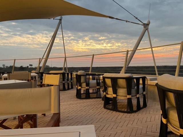 @ credit SkyBoma à Mokuti Etosha