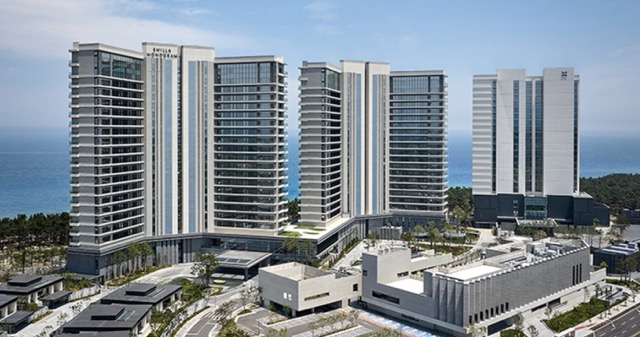 Shilla Monogram Gangneung