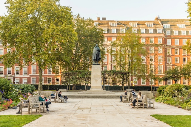 London October 2018. A view of the Roosevelt statue in Grosvsnor Square in London.