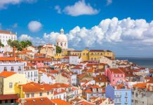 Ouverture 2026, Portugal | À Lisbonne, l’ancien Hôpital de la Marine se réinvente en The Standard Lisbon Lisbon, Portugal old city skyline