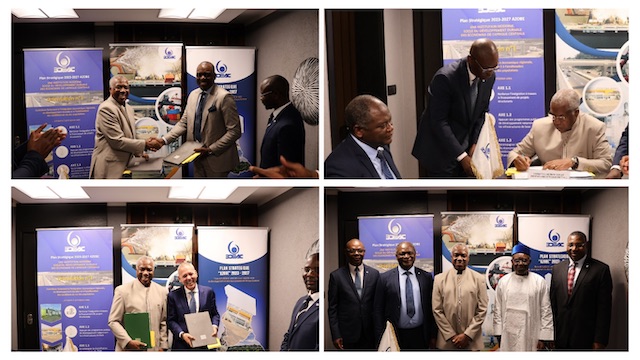 Signatures des 4 accords au Cameroun @ credit BDEAC