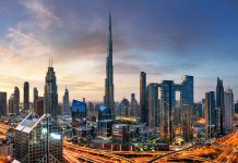 Innovation, EAU | Dubaï déploie un système de check-in hôtelier 100 % sans contact, une première mondiale Sunset, Dubaï @ credit Depositphotos.com