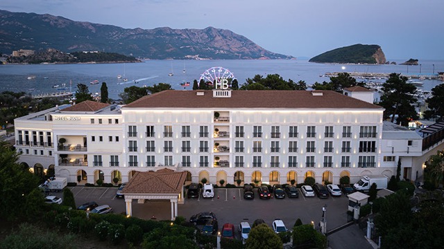 Exterior of the future Crowne Plaza Budva