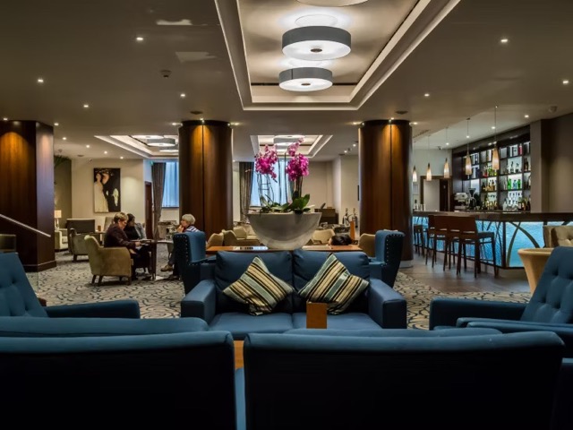 @ credit Holiday Inn London - Kensington High St. - Moyenne