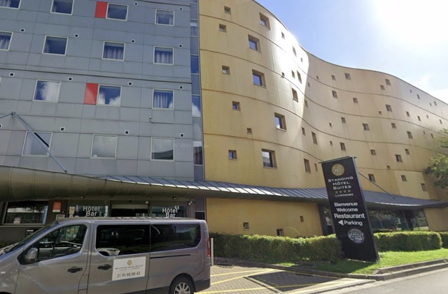 @ credit Standing Hotel Suites