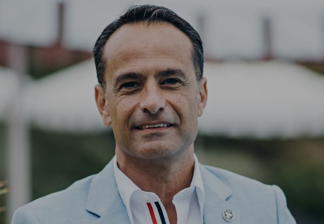 Frederic J.G. Carbonnel @ credit linkedin