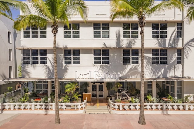 @ credit Le Balfour Miami