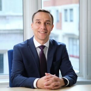 Darren Bond @ credit linkedin