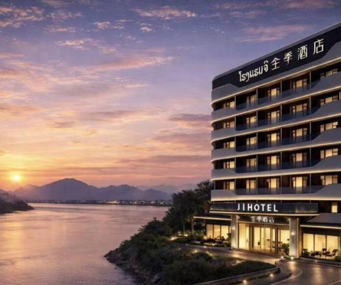 opening of 𝐉𝐢 𝐇𝐨𝐭𝐞𝐥 𝐕𝐢𝐞𝐧𝐭𝐢𝐚𝐧𝐞 𝐌𝐞𝐤𝐨𝐧𝐠 𝐑𝐢𝐯𝐞𝐫𝐬𝐢𝐝𝐞