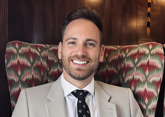 Adam Baylis-Waterlow @ credit linkedin-artguru