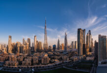 Tourisme | Dubaï franchit la barre des 19,5 millions de touristes en 2025, taux d’occupation à 80,7 %, ADR et RevPAR en progression. Dubai welcomes 19.59 million international overnight visitors in 2025