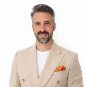 Oliver Paolo Gillow @ credit linkedin