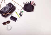 France, Droit social | Recrutement : le ministre du Travail rappelle l’illégalité du « test du sac à main » Le test du sac à main est illégal