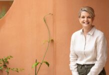 Ouverture S1 2026, Australie | À Narooma, Erin Proud Directrice Générale du futur « The Whale », boutique hotel 70′ Erin Proud @ credit linkedin